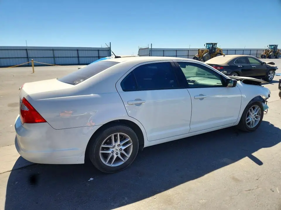 2010 FORD FUSION S  