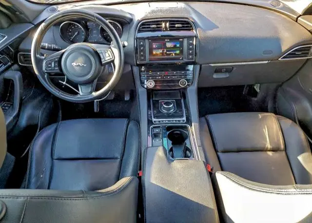 2018 JAGUAR F-PACE PREMIUM  