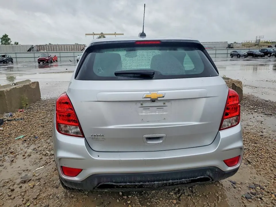 2017 CHEVROLET TRAX LS  
