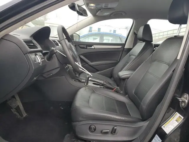 2014 VOLKSWAGEN PASSAT SE  