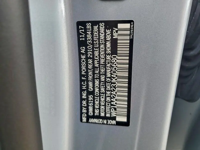 2018 PORSCHE CAYENNE   