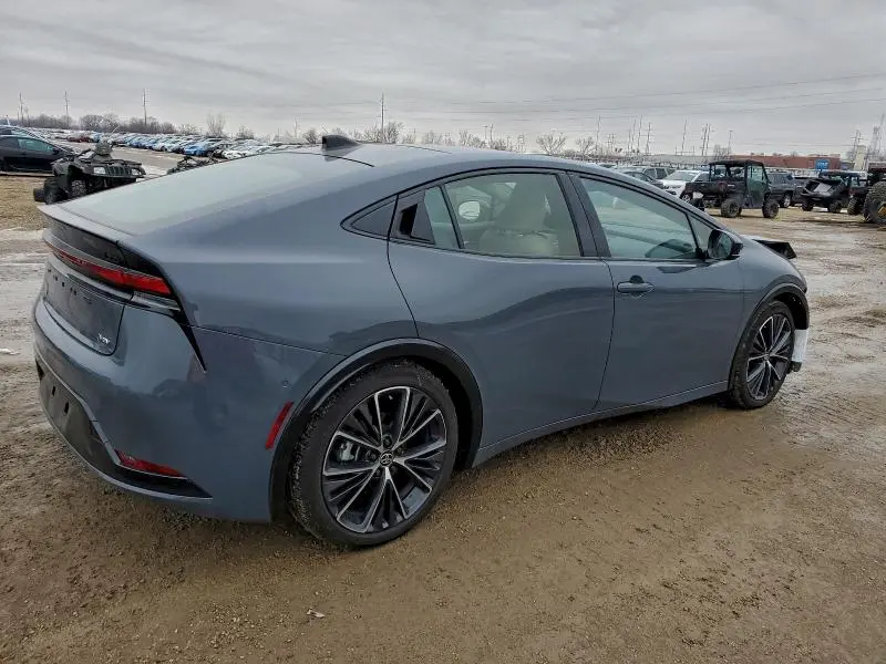 2025 TOYOTA PRIUS LE  