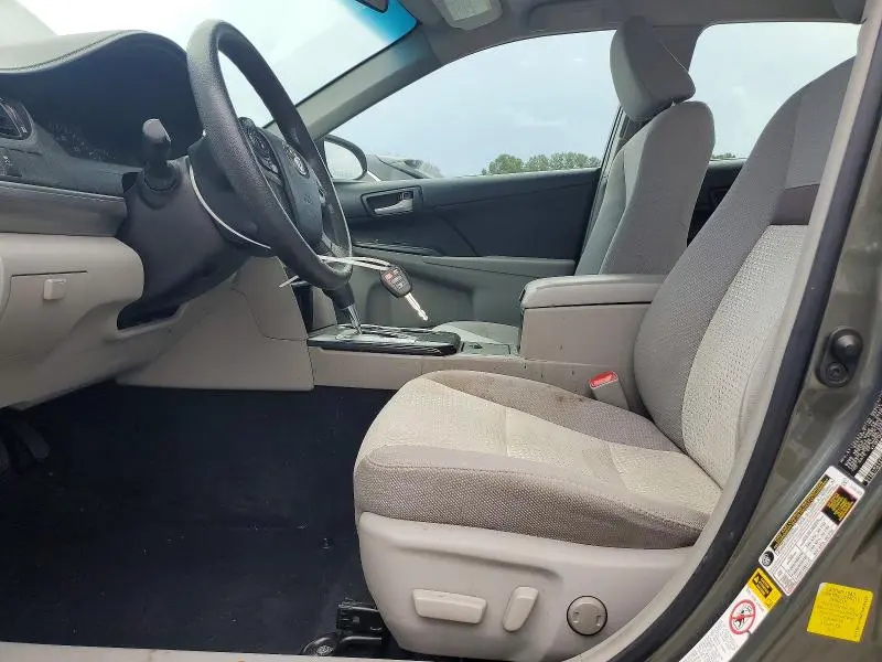 2014 TOYOTA CAMRY LE  