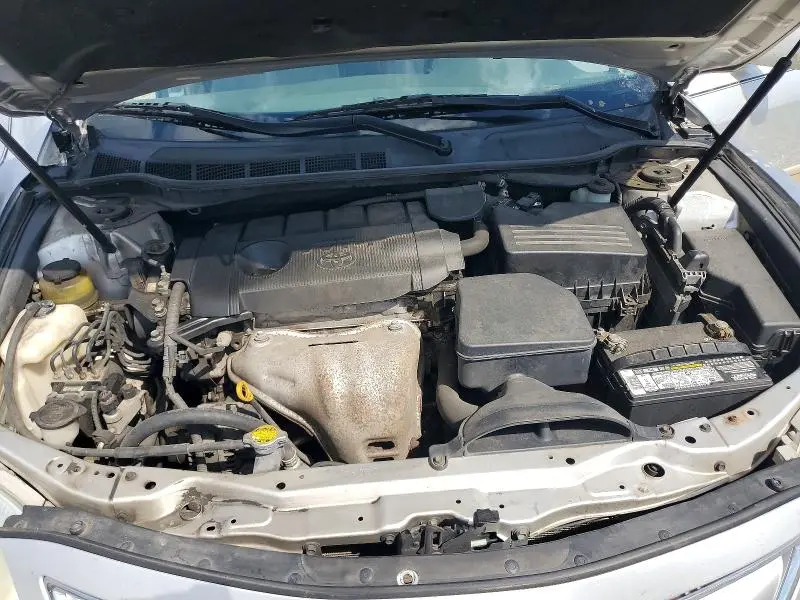 2011 TOYOTA CAMRY LE  