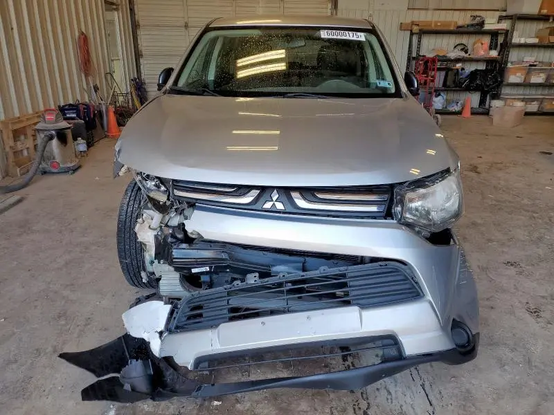 2014 MITSUBISHI OUTLANDER ES  