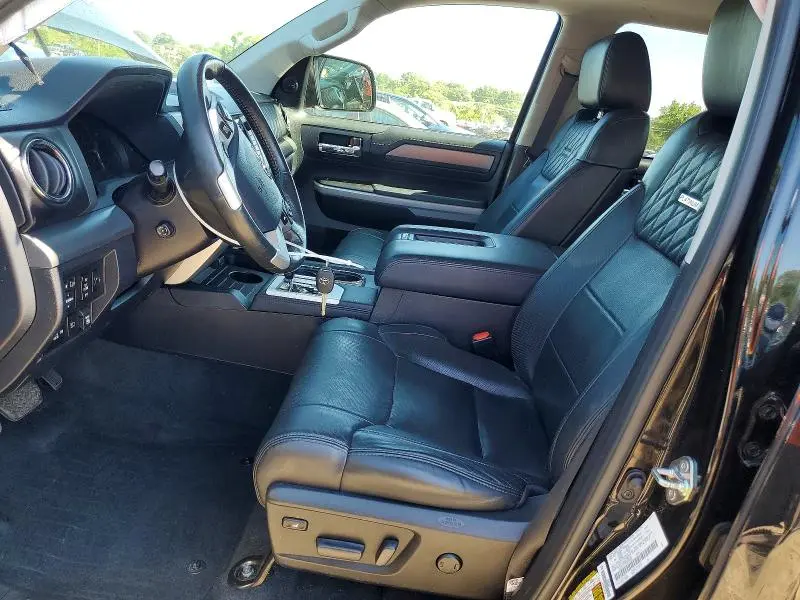 2019 TOYOTA TUNDRA PLATINUM  