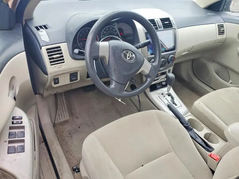 2011 TOYOTA COROLLA LE  