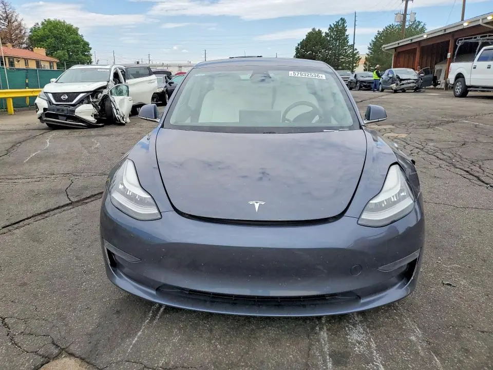 2020 TESLA MODEL 3   