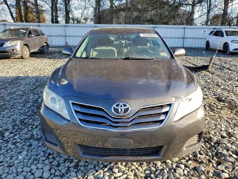 2011 TOYOTA CAMRY BASE  