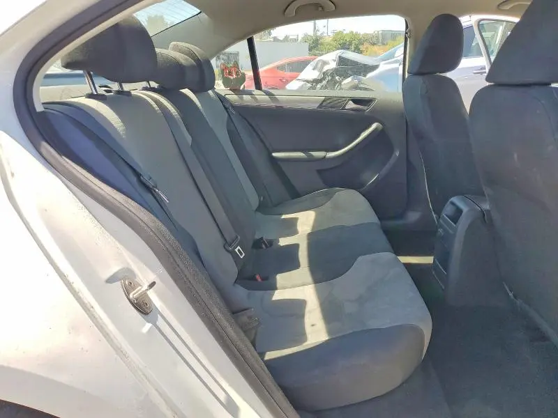 2018 VOLKSWAGEN JETTA S  