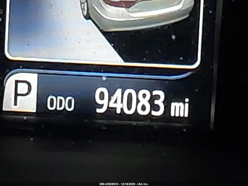 2016 TOYOTA CAMRY HYBRID LE