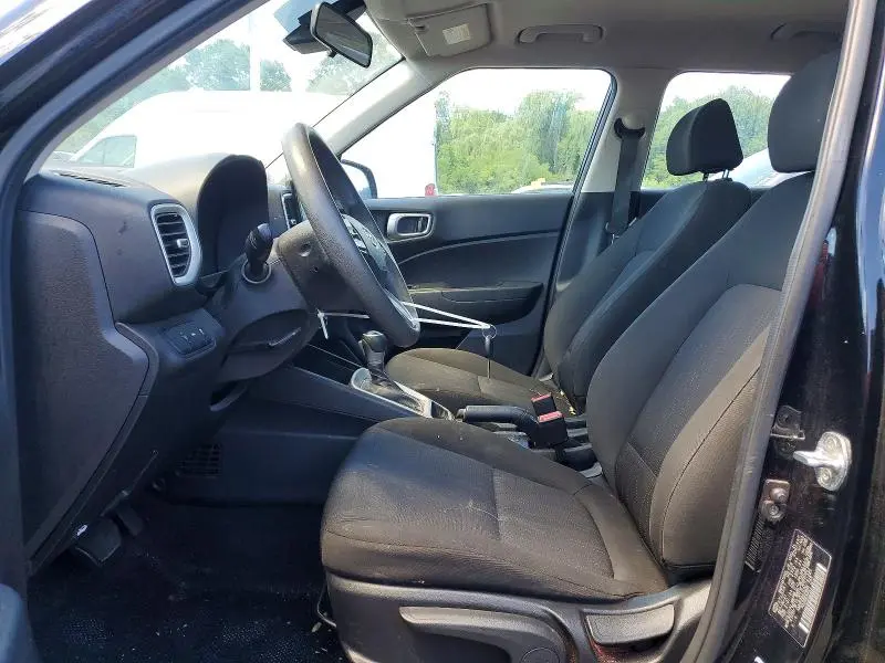2022 HYUNDAI VENUE SE  