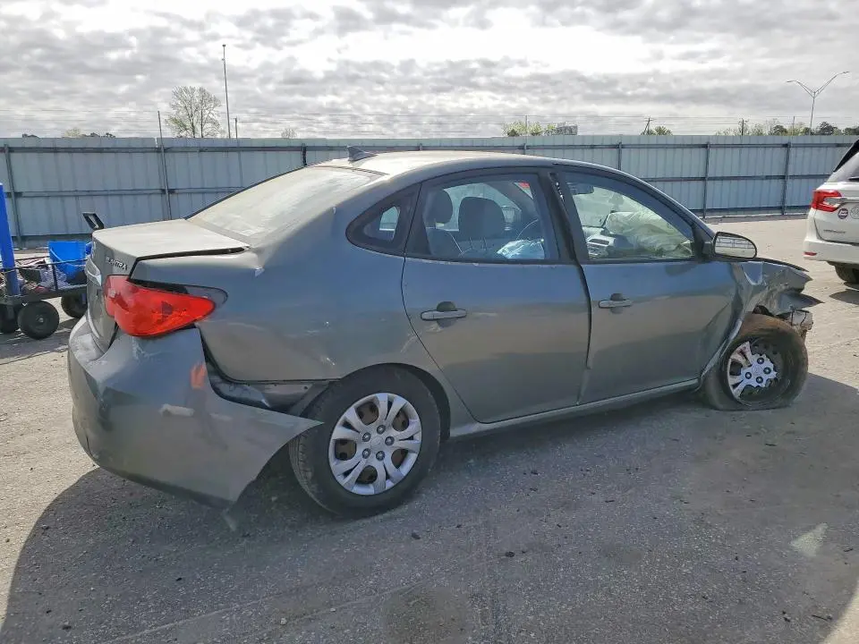 2010 HYUNDAI ELANTRA GLS  