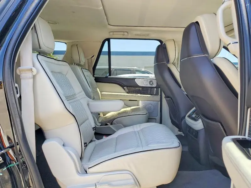 2018 LINCOLN NAVIGATOR L BLACK LABEL  