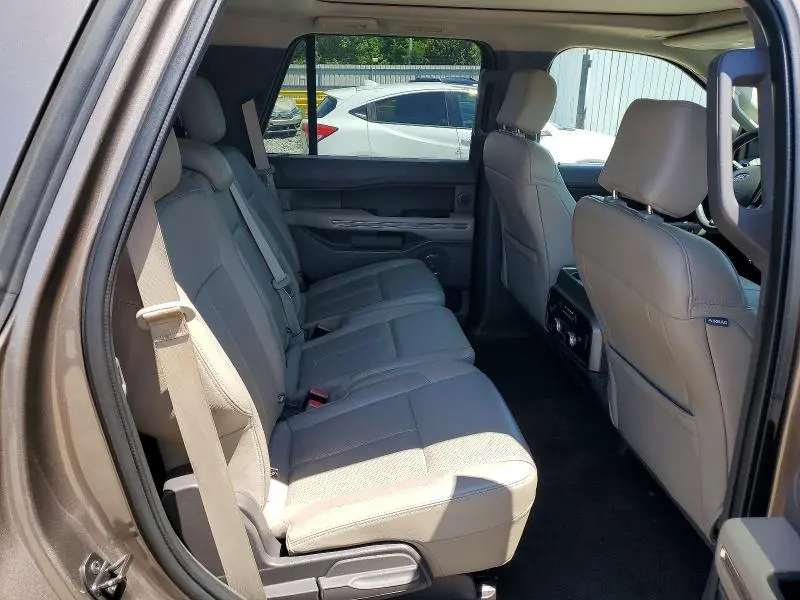 2018 FORD EXPEDITION XLT  
