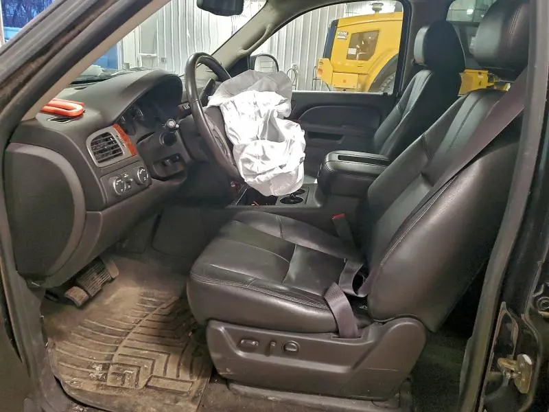 2013 CHEVROLET SUBURBAN K1500 LT  