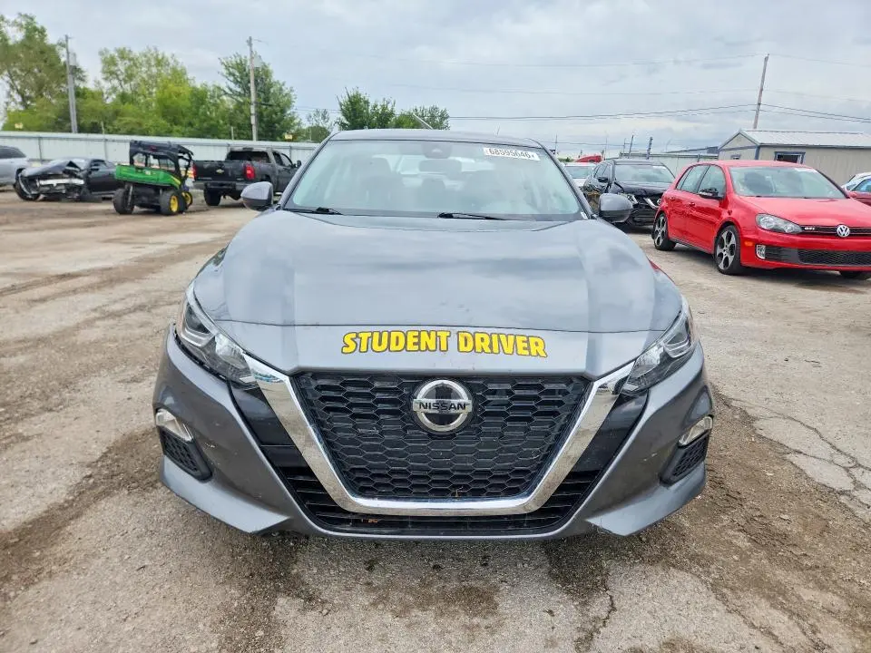 2021 NISSAN ALTIMA S  