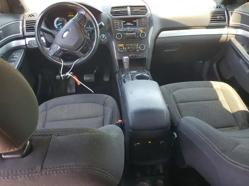 2017 FORD EXPLORER XLT  