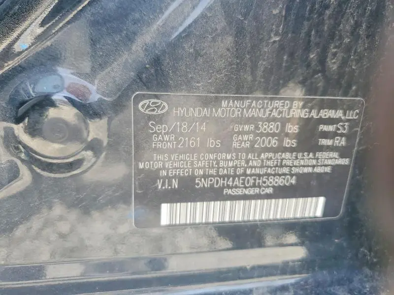2015 HYUNDAI ELANTRA SE  