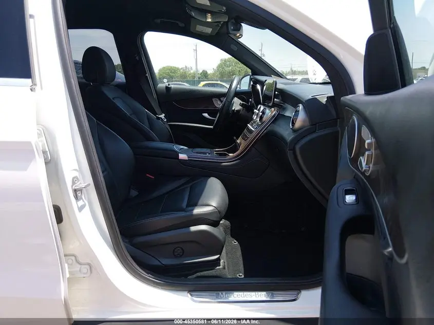 2020 MERCEDES-BENZ GLC 300 4MATIC