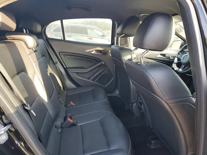 2020 MERCEDES-BENZ GLA 250  