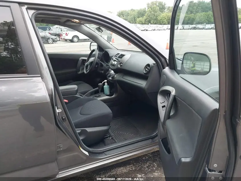 2011 TOYOTA RAV4 SPORT