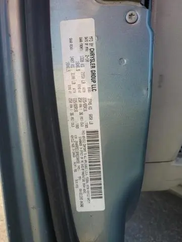 2010 CHRYSLER TOWN & COUNTRY TOURING  