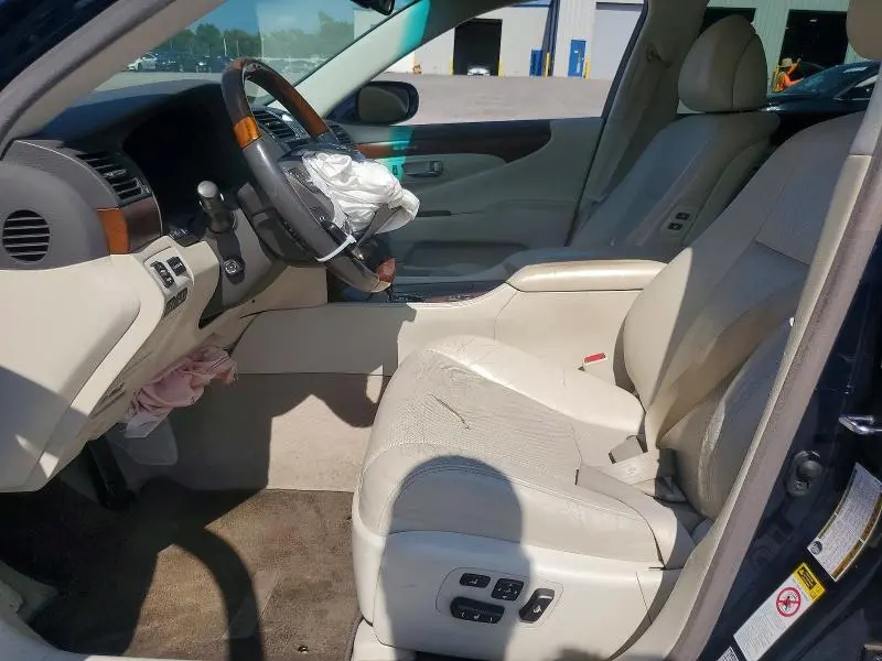2011 LEXUS LS 460  