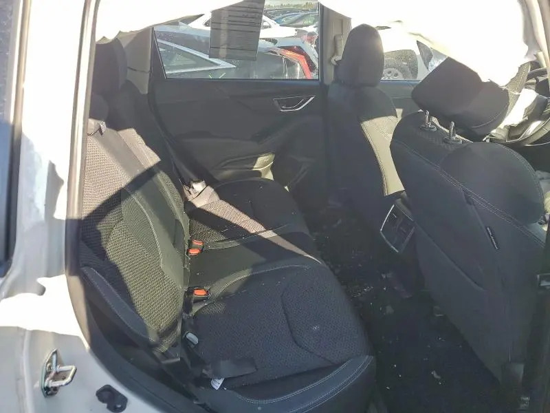 2022 SUBARU FORESTER PREMIUM  