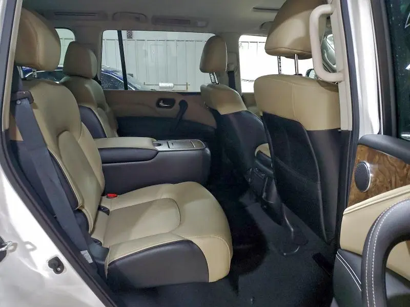 2021 INFINITI QX80 LUXE  