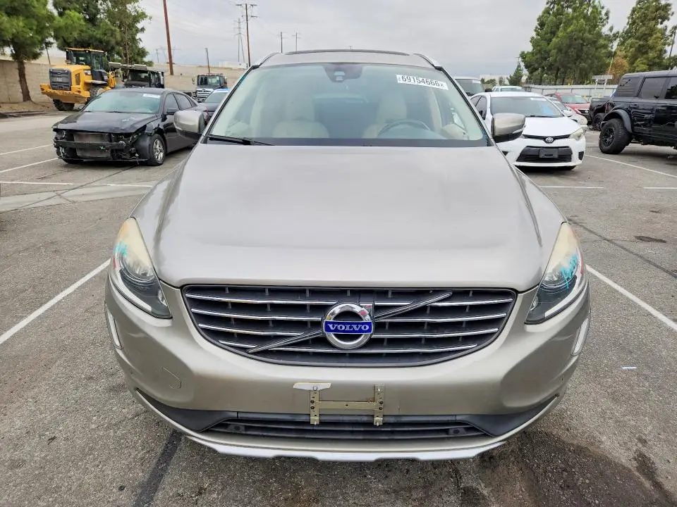 2014 VOLVO XC60 T6  