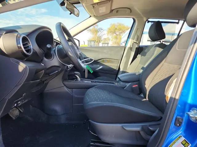 2024 NISSAN KICKS SV  