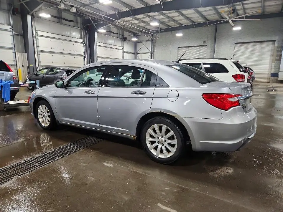 2013 CHRYSLER 200 LIMITED  