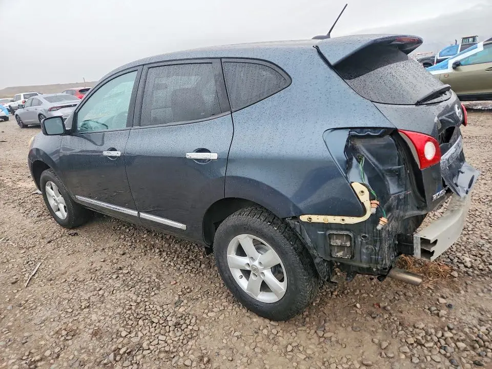 2013 NISSAN ROGUE S  