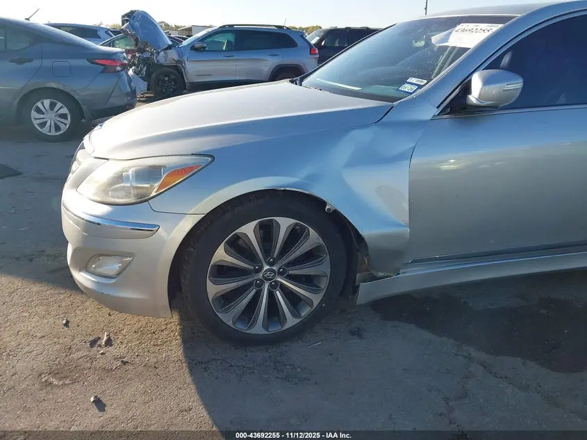 2012 HYUNDAI GENESIS 4.6