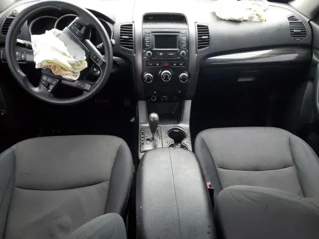 2013 KIA SORENTO LX  