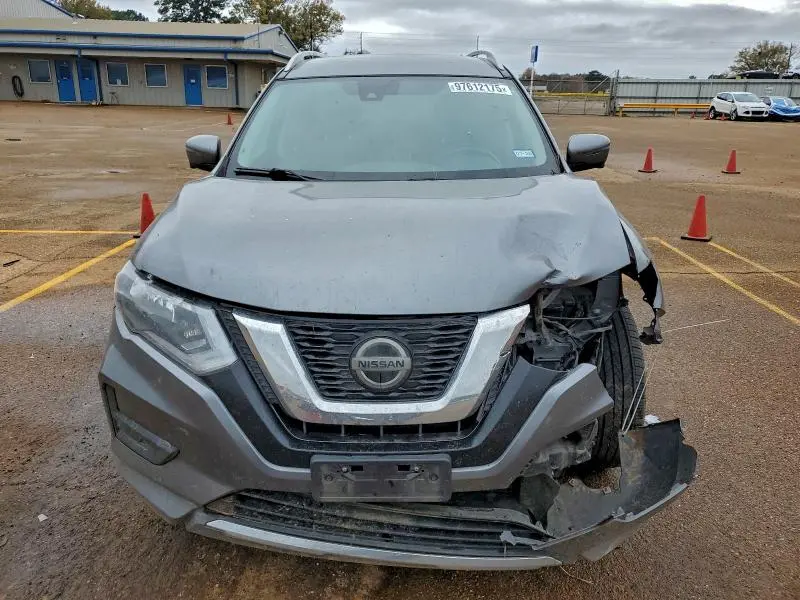 2019 NISSAN ROGUE S  