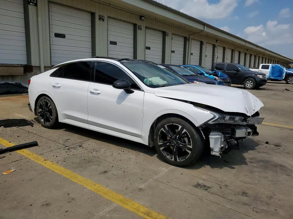 2021 KIA K5 GT LINE  