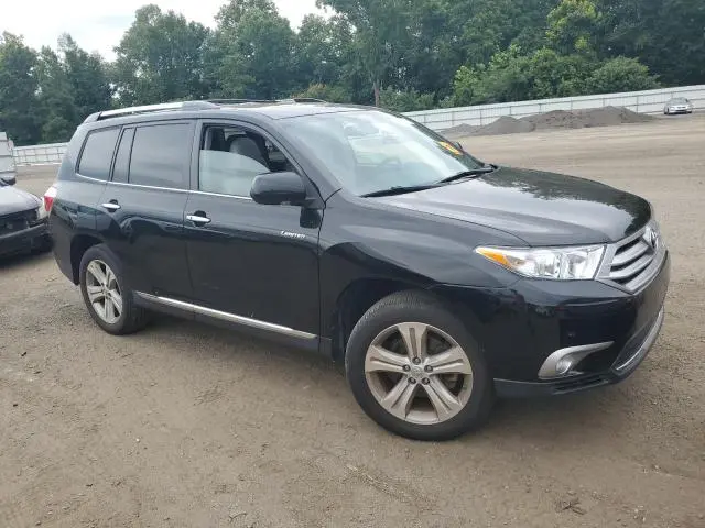 2013 TOYOTA HIGHLANDER LIMITED  
