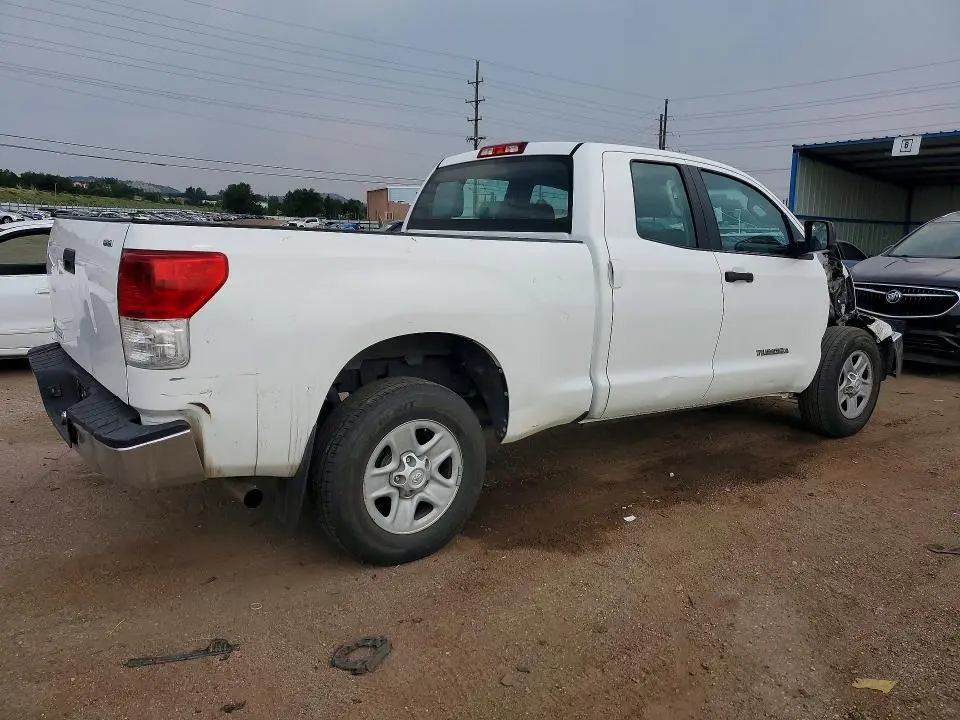 2013 TOYOTA TUNDRA DOUBLE CAB SR5  