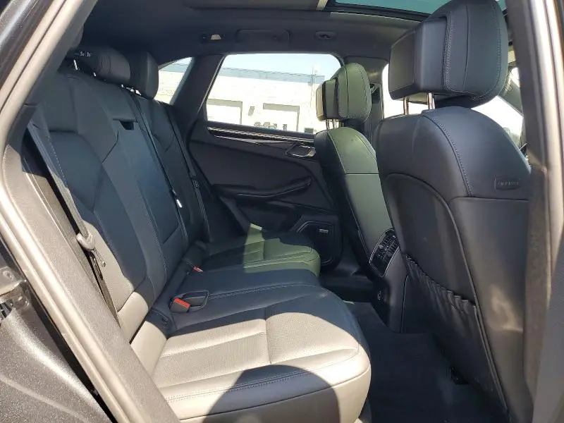 2021 PORSCHE MACAN S  
