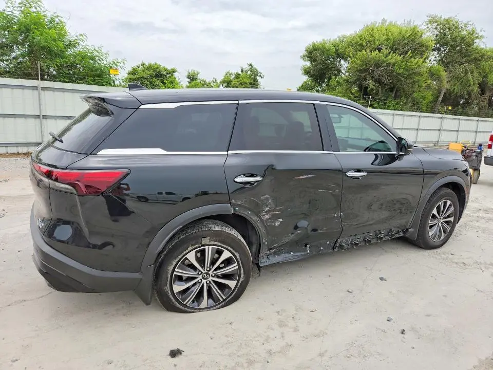 2022 INFINITI QX60 PURE  