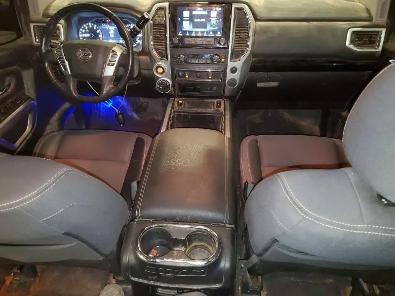 2021 NISSAN TITAN SV  