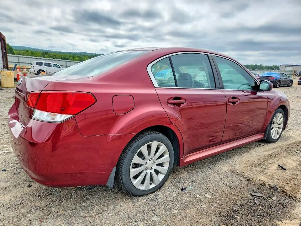 2010 SUBARU LEGACY 2.5I LIMITED  