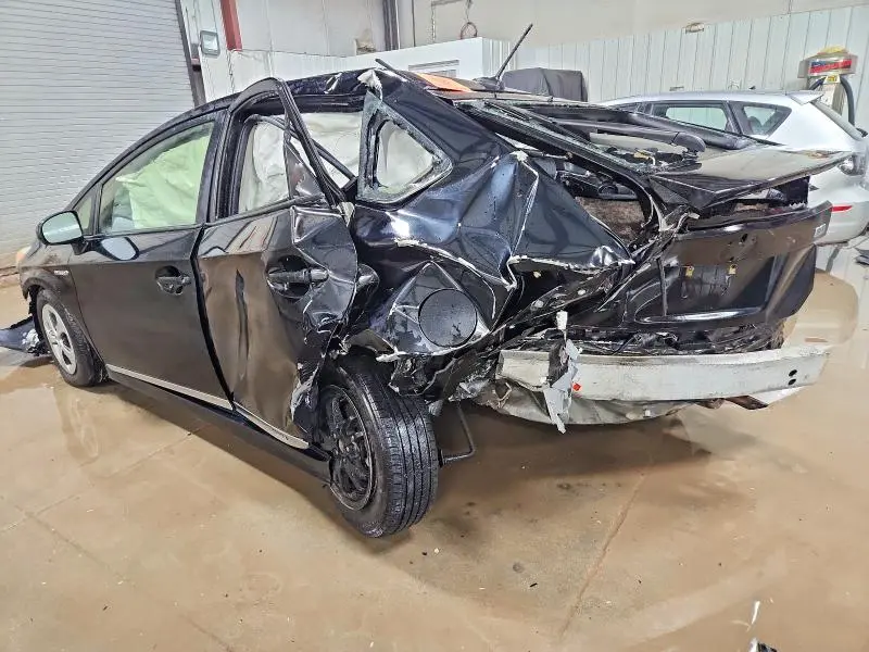 2015 TOYOTA PRIUS FOUR  