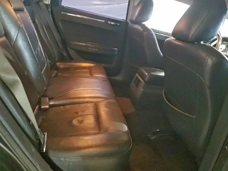 2010 CHRYSLER 300 TOURING  