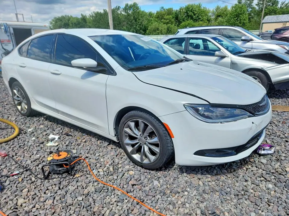 2016 CHRYSLER 200 S  