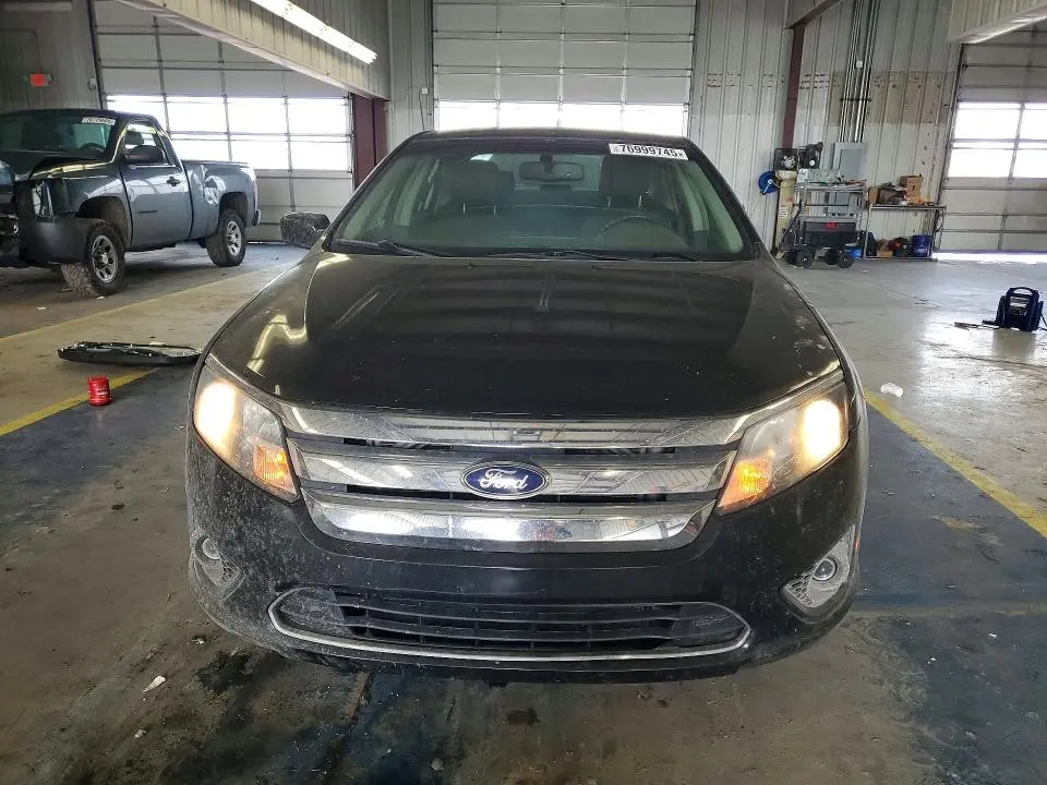 2011 FORD FUSION SE  