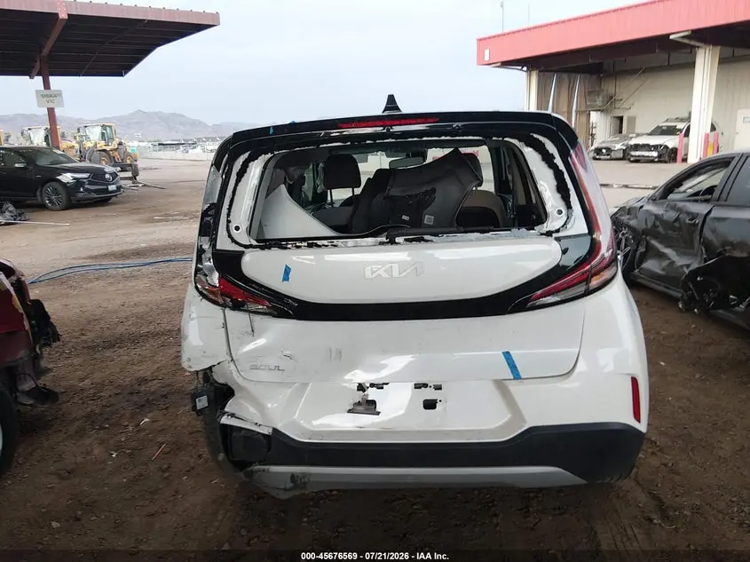 2024 KIA SOUL LX