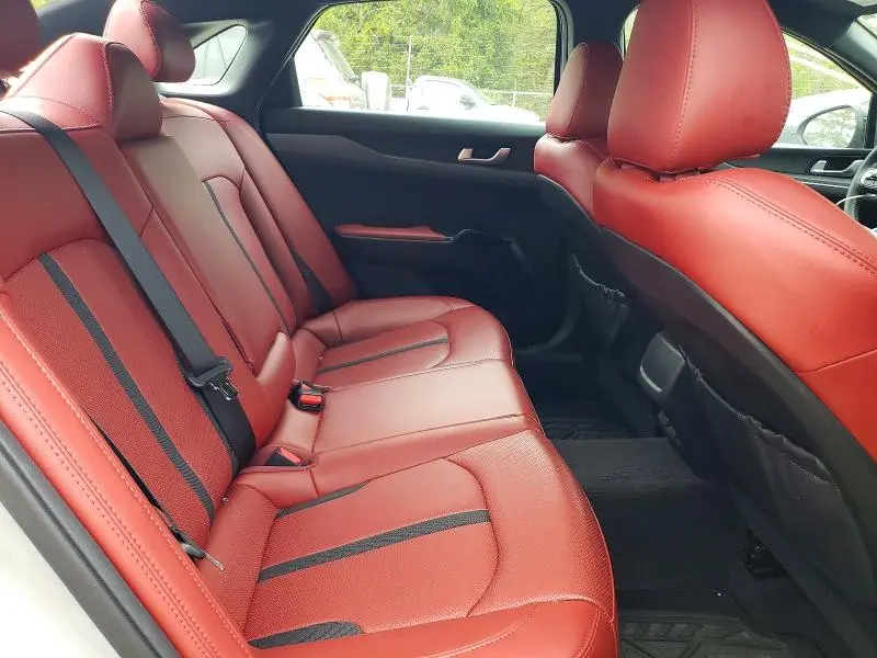 2024 KIA K5 GT LINE  